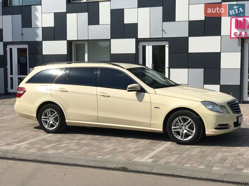 Универсал Mercedes-Benz E-Class 2011 в Нежине