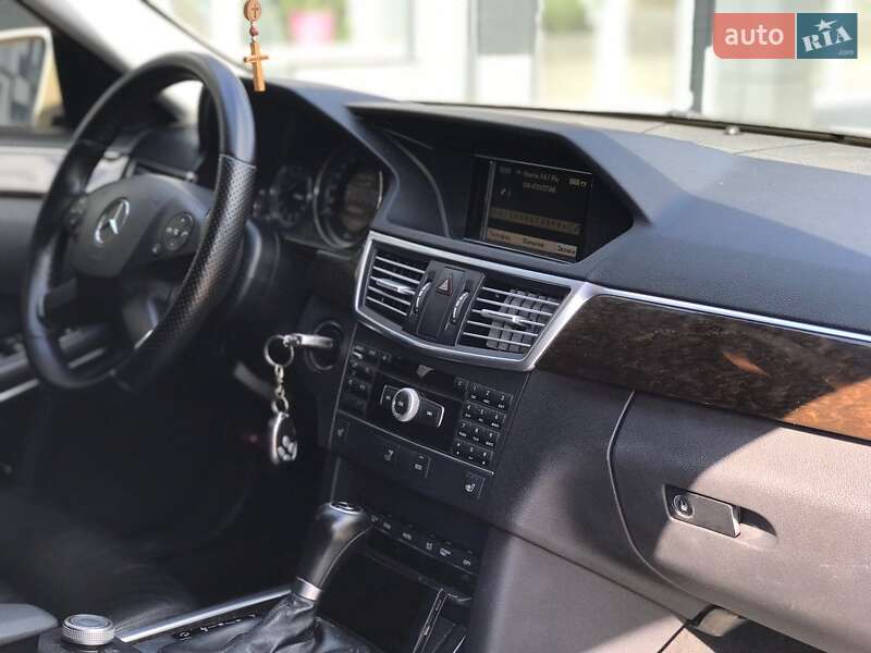 Универсал Mercedes-Benz E-Class 2011 в Нежине