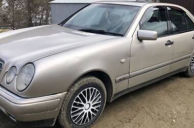 Універсал Mercedes-Benz E-Class 1996 в Чернівцях