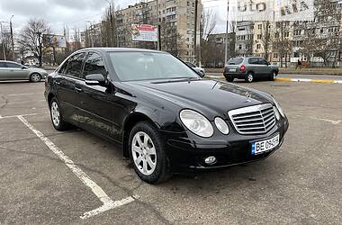 Седан Mercedes-Benz E-Class 2006 в Миколаєві