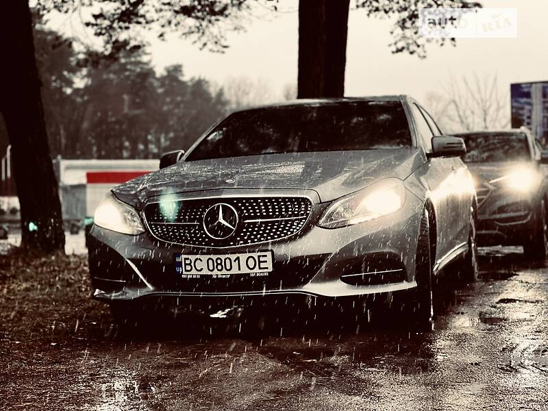 Седан Mercedes-Benz E-Class 2013 в Львове