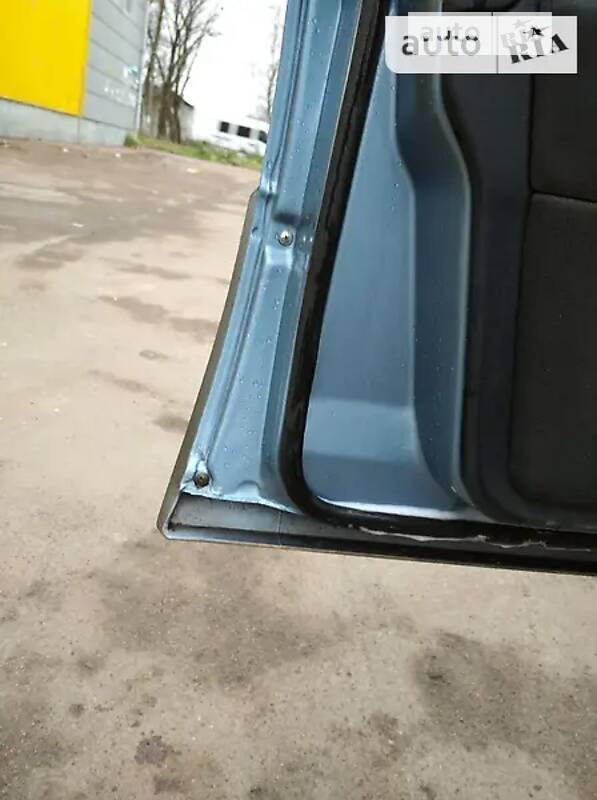 Седан Mercedes-Benz E-Class 1986 в Львове