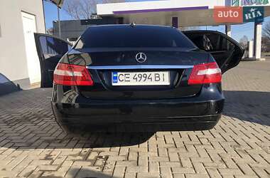 Седан Mercedes-Benz E-Class 2011 в Чернівцях
