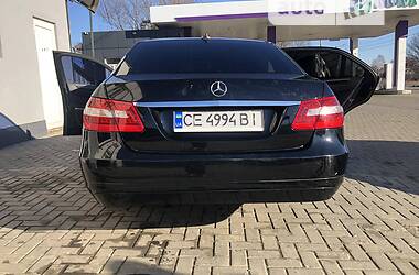 Седан Mercedes-Benz E-Class 2011 в Чернівцях