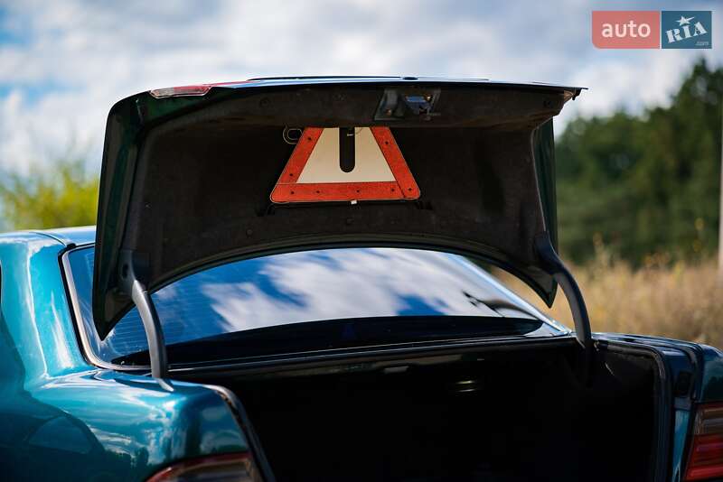 Седан Mercedes-Benz E-Class 1997 в Гайвороне