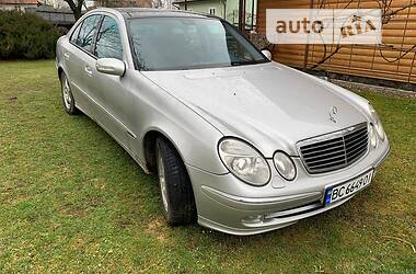 Седан Mercedes-Benz E-Class 2002 в Львові