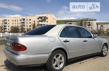 Седан Mercedes-Benz E-Class 1998 в Коломиї