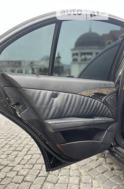 Седан Mercedes-Benz E-Class 2008 в 