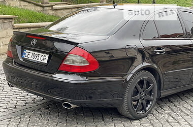 Седан Mercedes-Benz E-Class 2008 в 