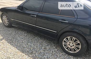 Седан Mercedes-Benz E-Class 2001 в Яремчі