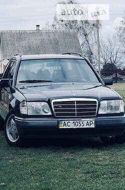 Универсал Mercedes-Benz E-Class 1995 в Камне-Каширском