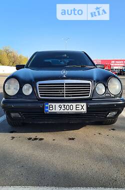 Седан Mercedes-Benz E-Class 1999 в Кременчуге