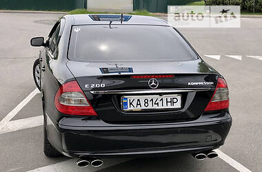 Седан Mercedes-Benz E-Class 2006 в Киеве