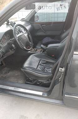 Седан Mercedes-Benz E-Class 2001 в 