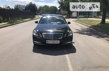 Седан Mercedes-Benz E-Class 2012 в 