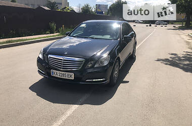 Седан Mercedes-Benz E-Class 2012 в 