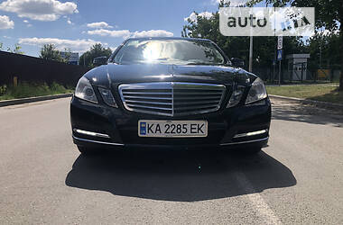 Седан Mercedes-Benz E-Class 2012 в 