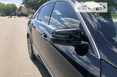 Седан Mercedes-Benz E-Class 2012 в 