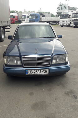 Седан Mercedes-Benz E-Class 1994 в Броварах