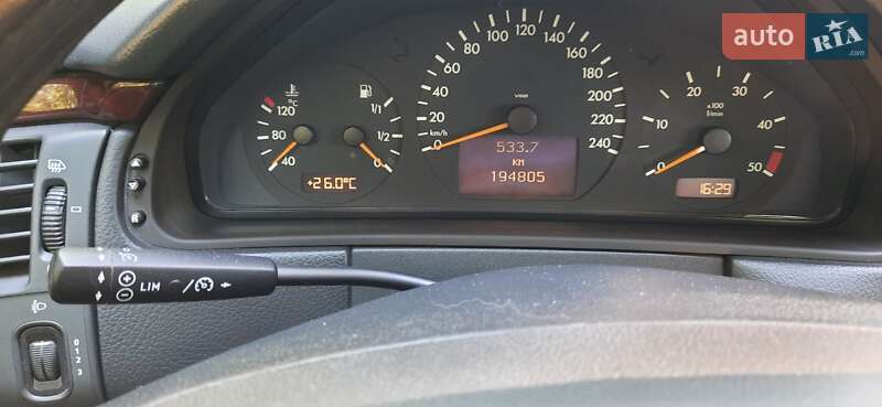 Седан Mercedes-Benz E-Class 1999 в Львові