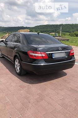 Седан Mercedes-Benz E-Class 2009 в Тернополі