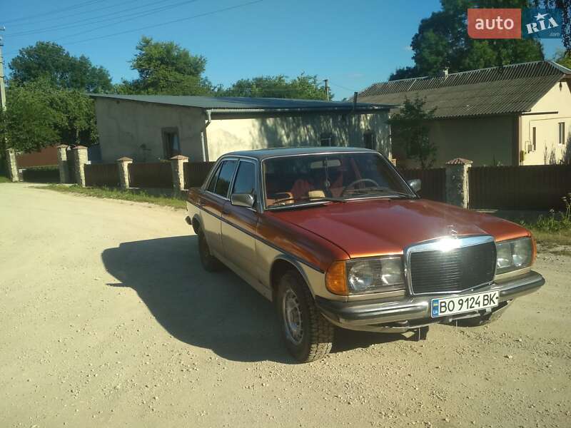 Седан Mercedes-Benz E-Class 1979 в Тернополе