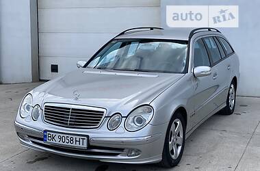 Универсал Mercedes-Benz E-Class 2004 в 