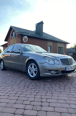 Седан Mercedes-Benz E-Class 2007 в Жмеринке