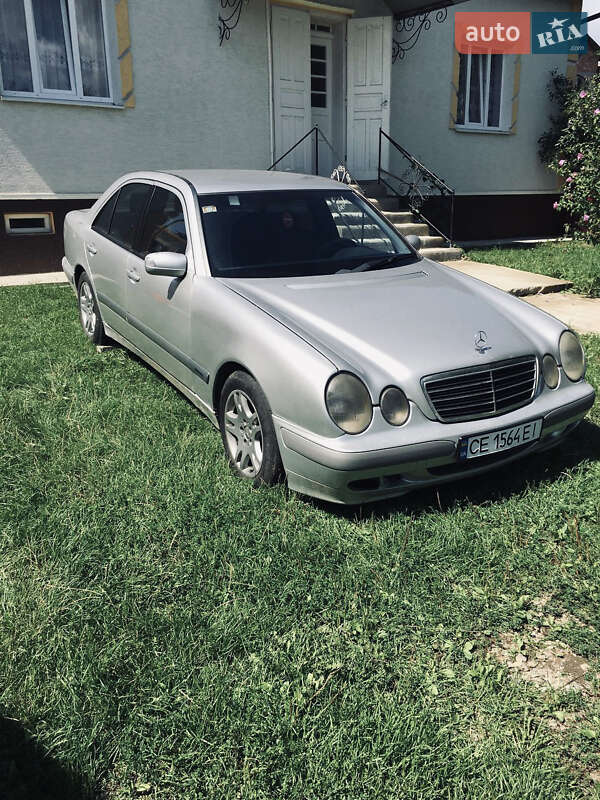 Mercedes-Benz E-Class 1999