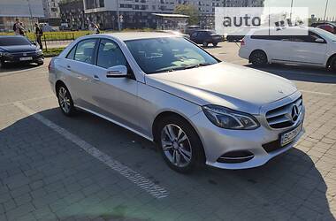 Седан Mercedes-Benz E-Class 2013 в Львове