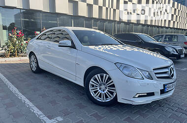 Купе Mercedes-Benz E-Class 2010 в Одесі