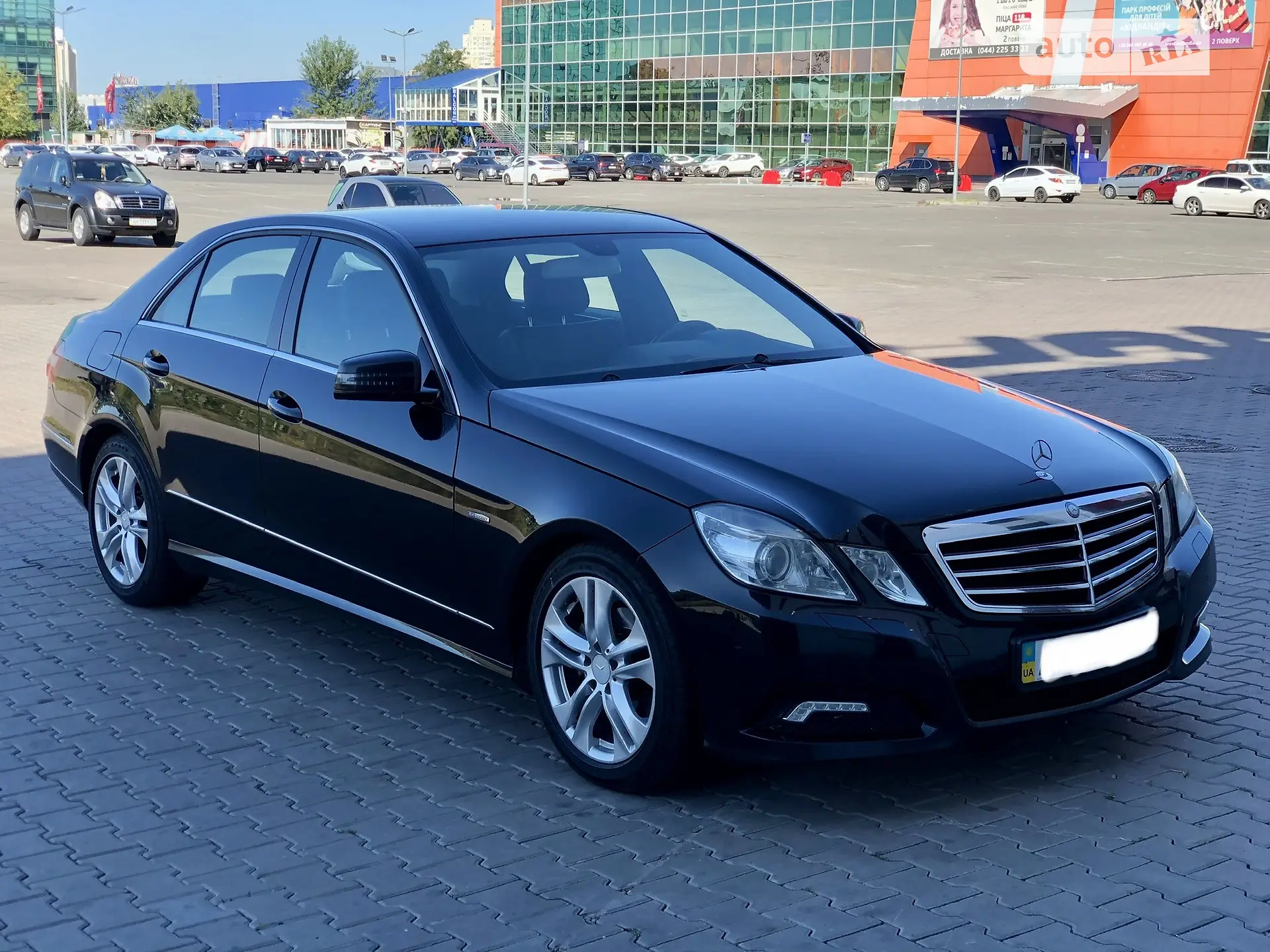 2010 Mercedes-Benz E-klasse - фото 1