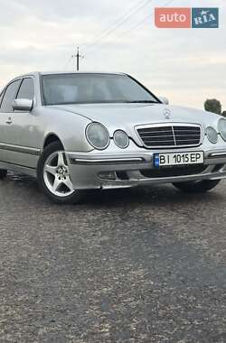 Универсал Mercedes-Benz E-Class 2002 в 