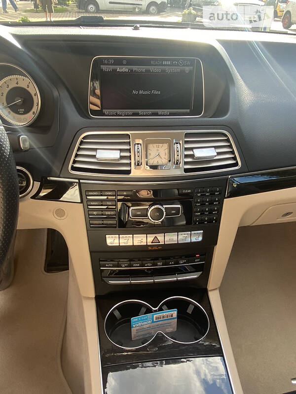 Кабріолет Mercedes-Benz E-Class 2014 в Одесі фото 7 Кабріолет Mercedes-Benz E-Class 2014 в Одесі