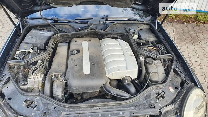 Седан Mercedes-Benz E-Class 2004 в Надворной