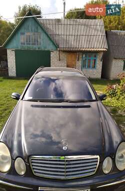 Универсал Mercedes-Benz E-Class 2004 в 
