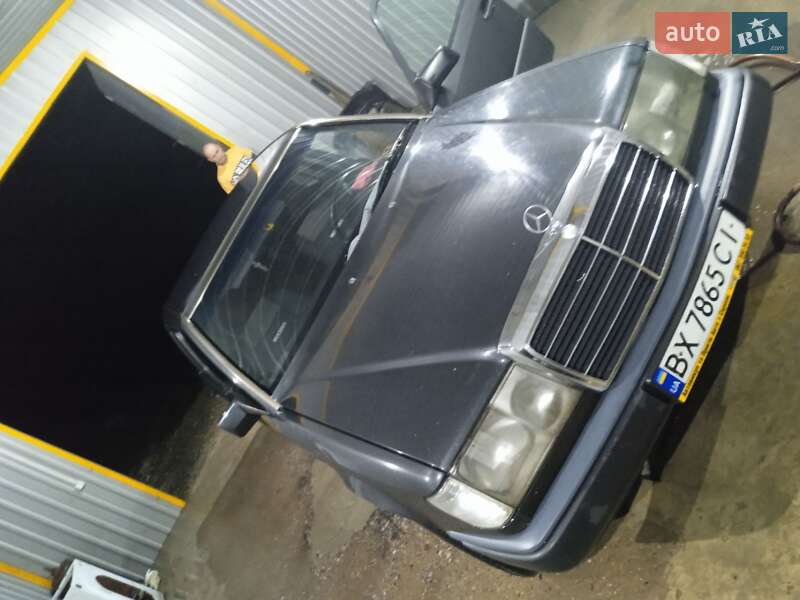 Седан Mercedes-Benz E-Class 1992 в Городку фото 2 Седан Mercedes-Benz E-Class 1992 в Городку