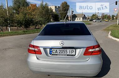 Седан Mercedes-Benz E-Class 2009 в Ватутино