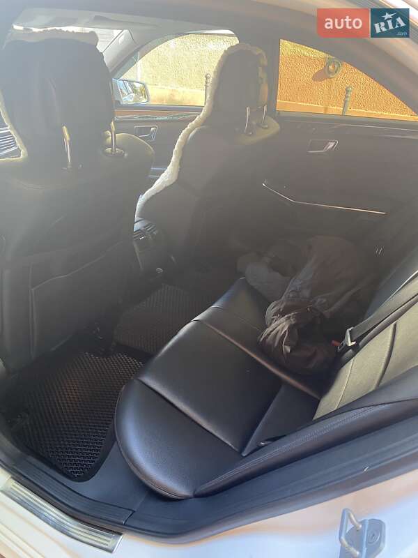 Седан Mercedes-Benz E-Class 2012 в Ужгороде фото 5 Седан Mercedes-Benz E-Class 2012 в Ужгороде