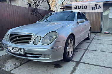 Седан Mercedes-Benz E-Class 2002 в Виноградове