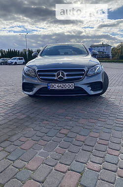 Седан Mercedes-Benz E-Class 2016 в Львове