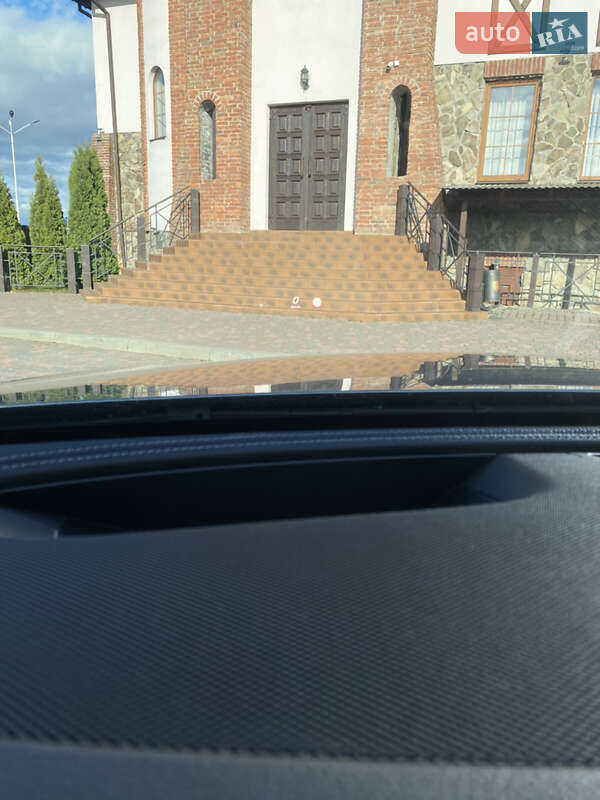 Седан Mercedes-Benz E-Class 2016 в Львове