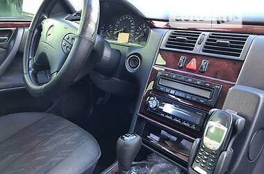 Седан Mercedes-Benz E-Class 2000 в Львове