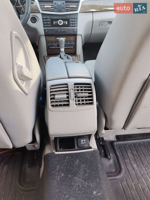 Универсал Mercedes-Benz E-Class 2011 в Ивано-Франковске фото 21 Универсал Mercedes-Benz E-Class 2011 в Ивано-Франковске