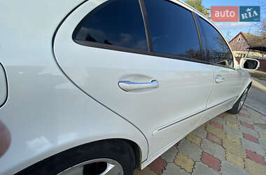 Седан Mercedes-Benz E-Class 2008 в 