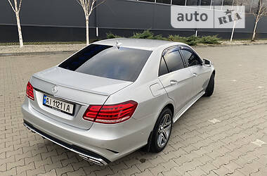 Седан Mercedes-Benz E-Class 2013 в Белой Церкви