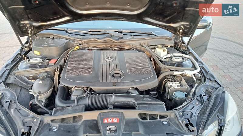 Седан Mercedes-Benz E-Class 2011 в Чернівцях