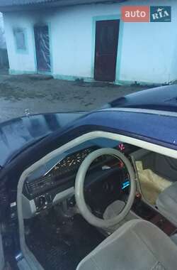 Седан Mercedes-Benz E-Class 1995 в Черновцах