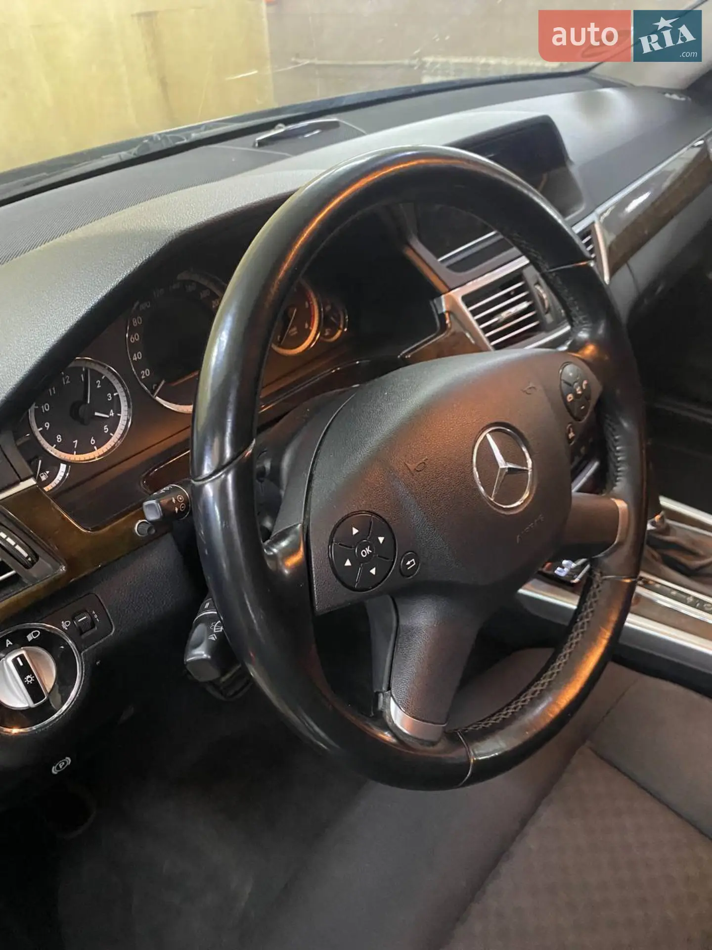2010 Mercedes-Benz E-klasse - мініатюра 20