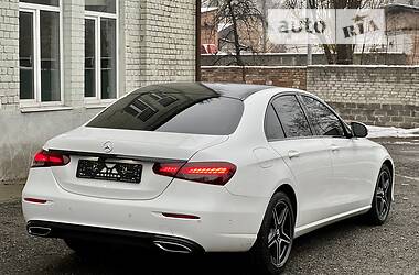 Седан Mercedes-Benz E-Class 2021 в 